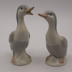 Vintage Capilano Porcelain Pair of Ducks Made in Japan 5" Tall Hand Painted